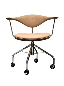 PP502 Kontordrejestol af Hans J. Wegner<PP Møbler New