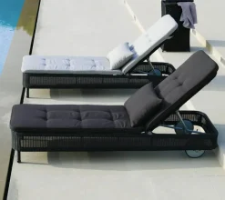 Presley Solvogn fra<Cane-line Online