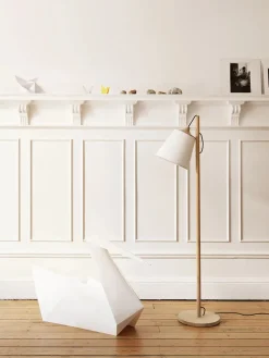 Pull Floor Lamp fra<Muuto Best