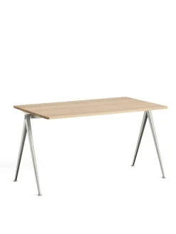 Pyramid 01 Bord fra<HAY Discount