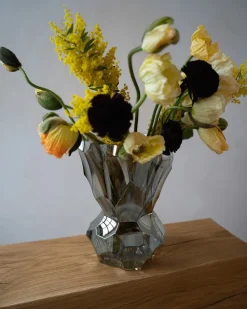 Reflection Vase, metallic glas fra<Hein Studio Hot