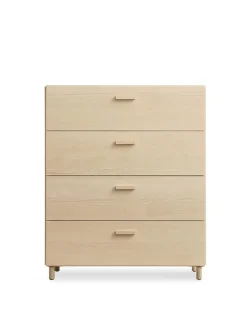 Relief Kommode, lav fra String<String Furniture Outlet