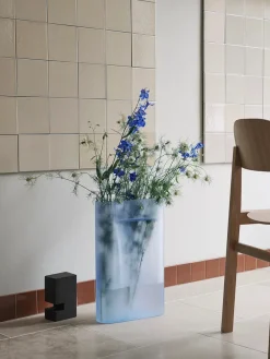 Ridge Vase, white frosted glass fra<Muuto Best