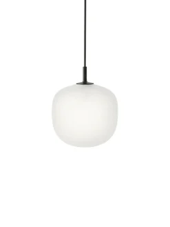 Rime Pendant Lampe, Ø 18 cm fra<Muuto Online