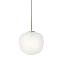Rime Pendant Lampe, Ø 18 cm fra<Muuto Online