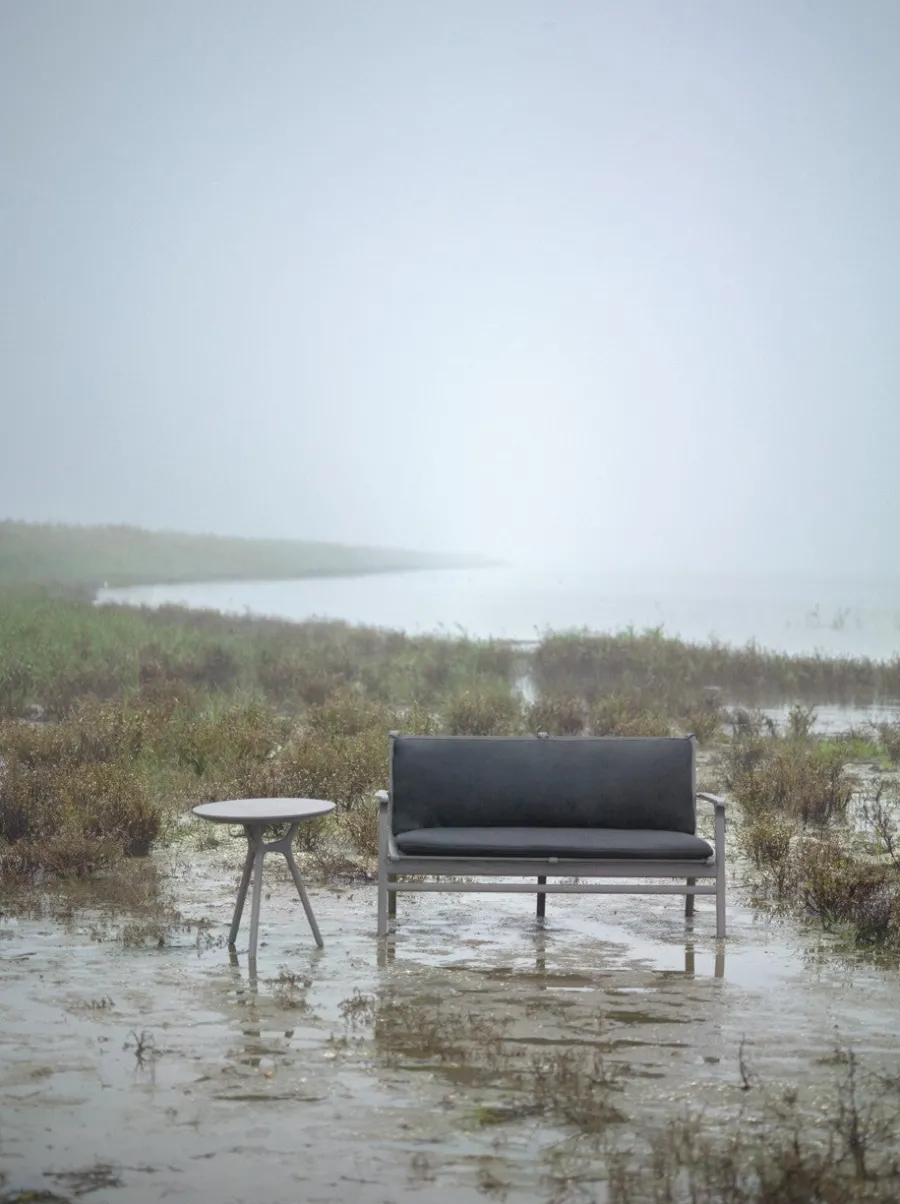 Rén Lounge sofa 2. pers sortmalet eg, sort læder fra<Stellar Works Hot