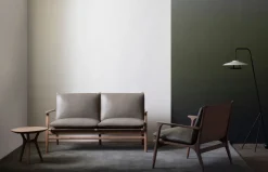 Rén Lounge sofa 2. pers sortmalet eg, sort læder fra<Stellar Works Hot