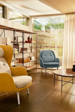 Ro Lænestol fra<Fritz Hansen Clearance