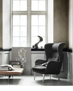 Ro Lænestol fra<Fritz Hansen Clearance