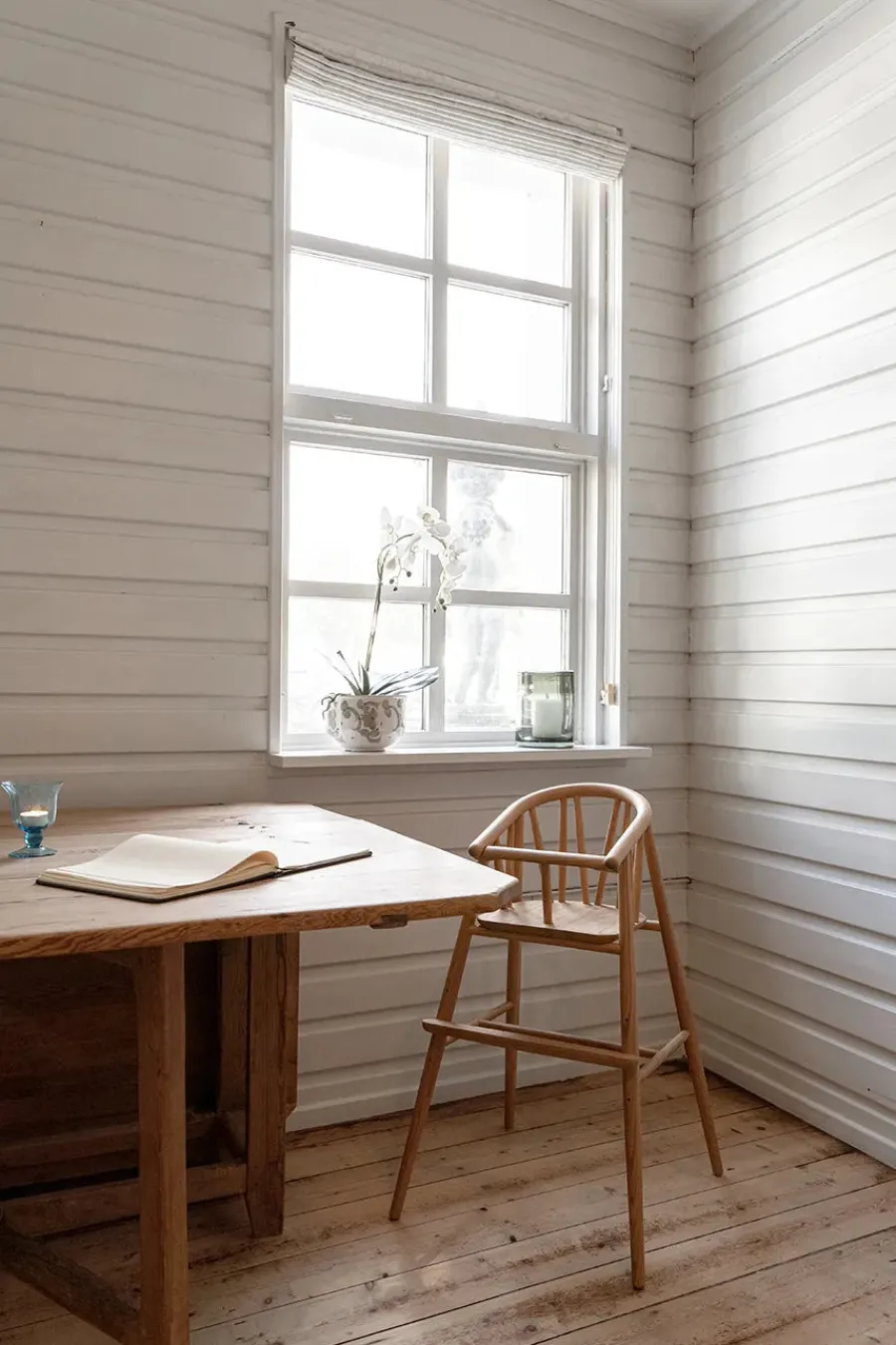 Saga Højstol, sortlakeret eg fra<Oaklings New