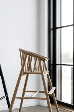 Saga Højstol, sortlakeret eg fra<Oaklings New