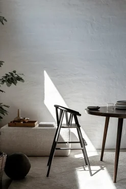 Saga Højstol, sortlakeret eg fra<Oaklings New