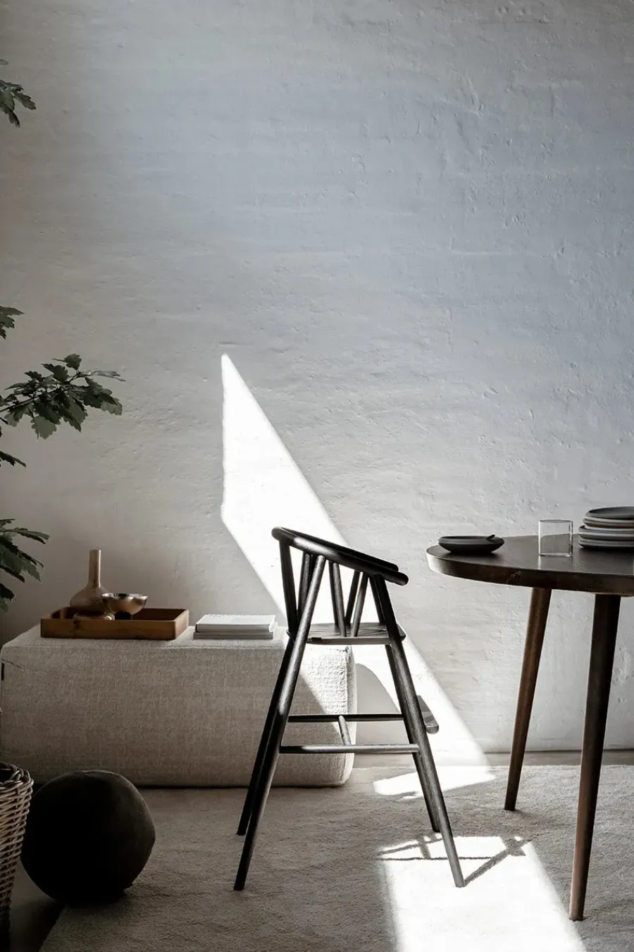 Saga Højstol, sortlakeret eg fra<Oaklings New