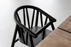 Saga Højstol, sortlakeret eg fra<Oaklings New