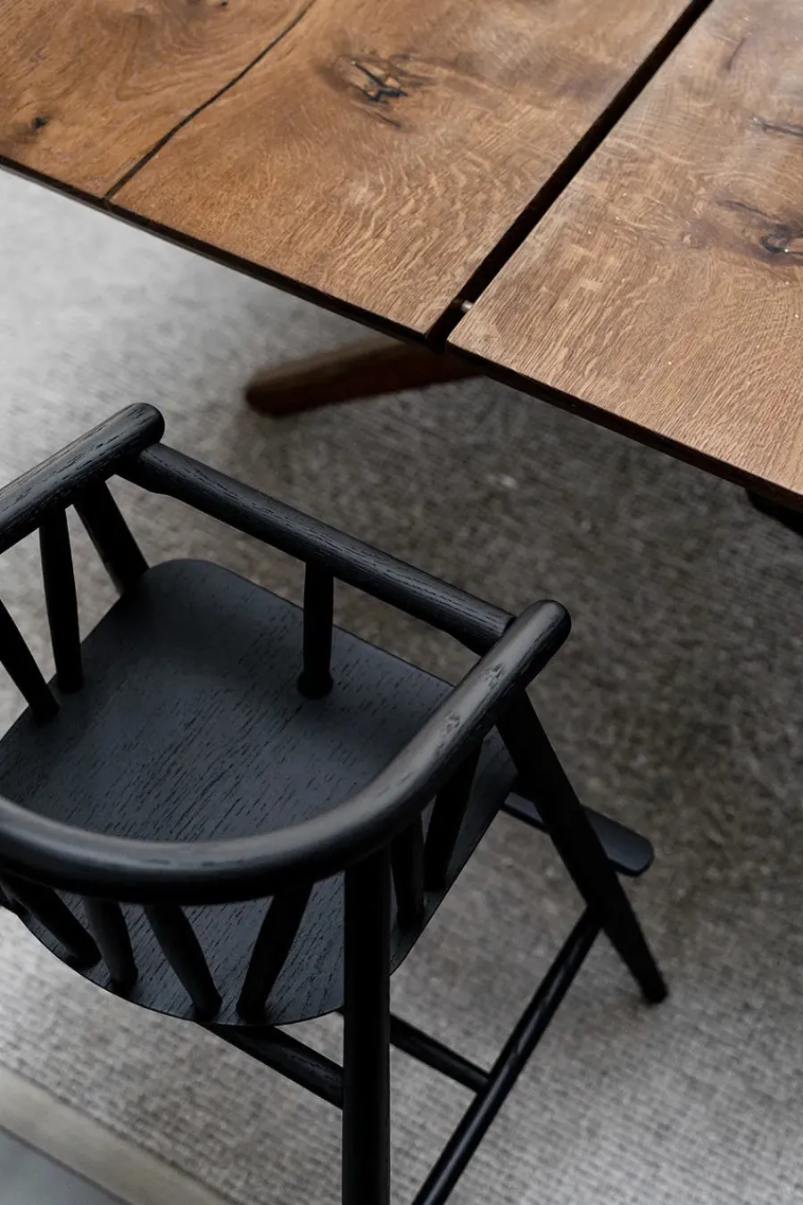 Saga Højstol, sortlakeret eg fra<Oaklings New