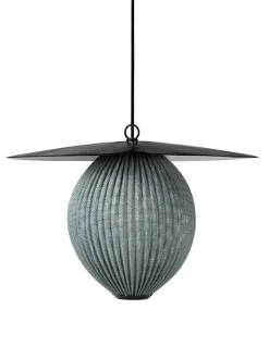 Satellite Pendel fra<GUBI Online