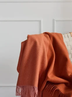 Secret Plaid, coral/amber fra<Silkeborg Uldspinderi Discount