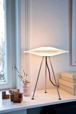 Sinus Ø44 bordlampe fra<Piet Hein