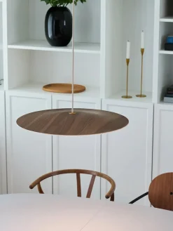 Sinus Wood Pendel, valnød fra<Piet Hein Clearance