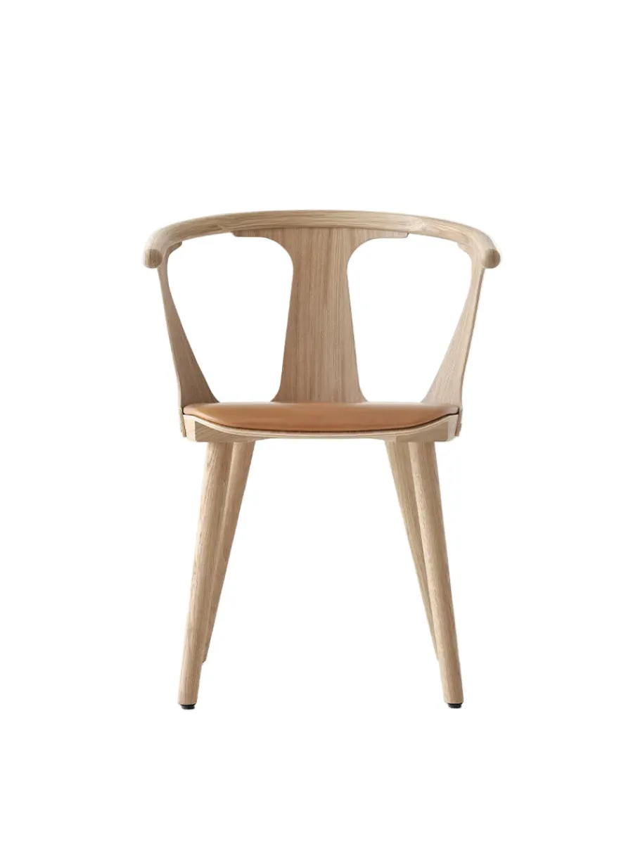 SK2 In Between spisebordsstol m. polstret sæde fra<&Tradition Best