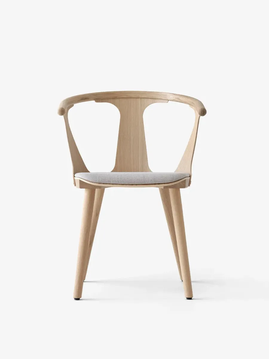 SK2 In Between spisebordsstol m. polstret sæde fra<&Tradition Best