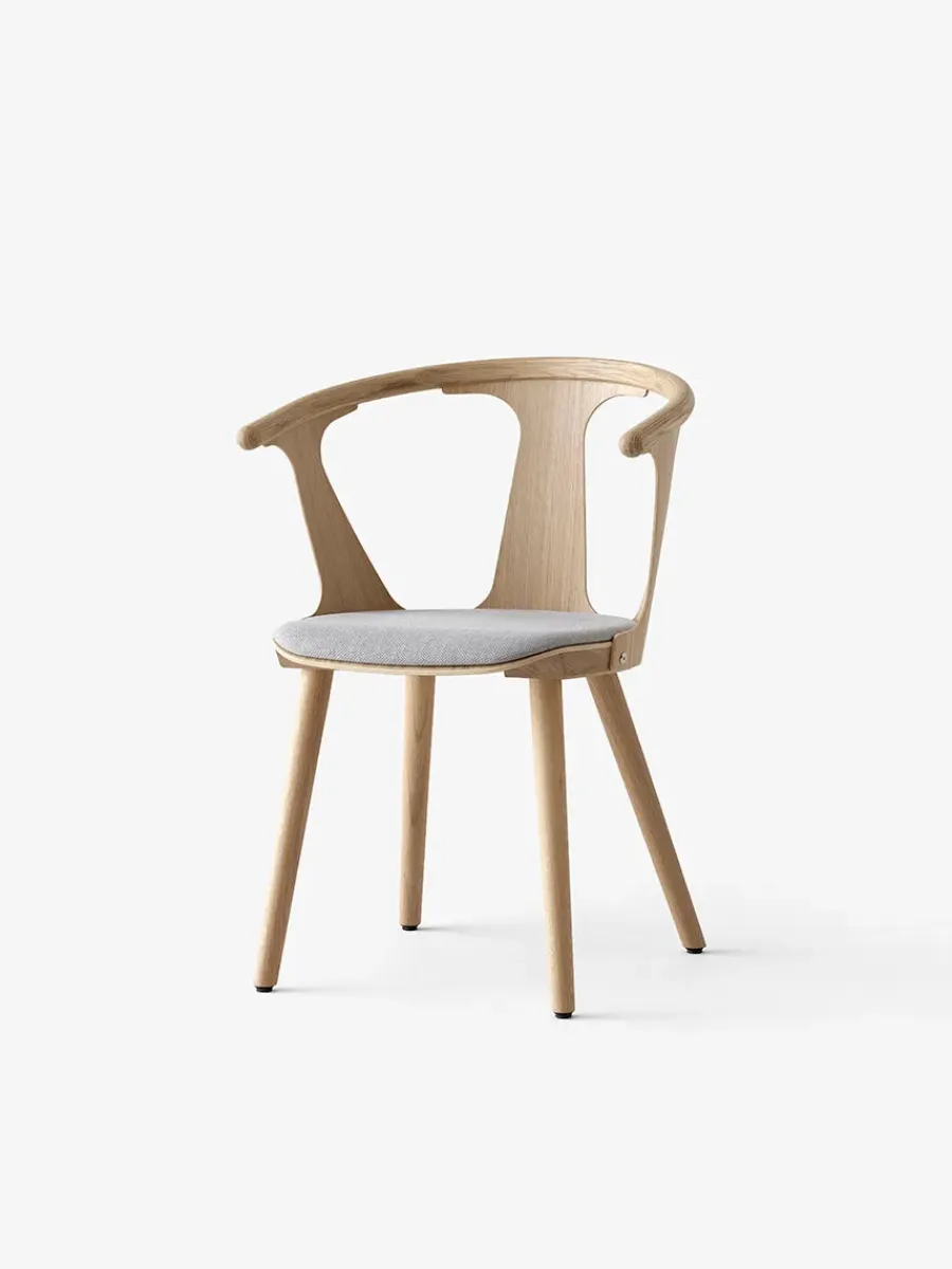 SK2 In Between spisebordsstol m. polstret sæde fra<&Tradition Best