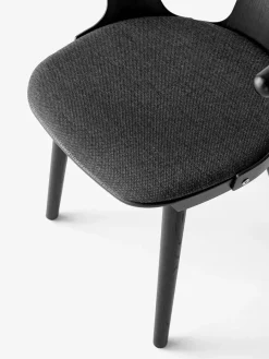 SK2 In Between spisebordsstol m. polstret sæde fra<&Tradition Best