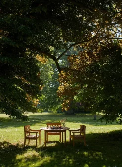 Skagerak Drachmann Bord Ø126 cm fra<Fritz Hansen Best