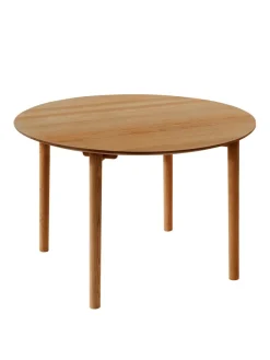 Skagerak Hven Spisebord Ø110, sæbebehandlet eg fra<Fritz Hansen New