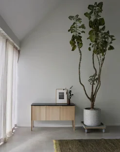 Skagerak Jut Cabinet fra<Fritz Hansen Online