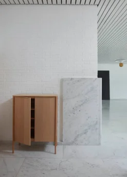 Skagerak Jut High Cabinet fra<Fritz Hansen