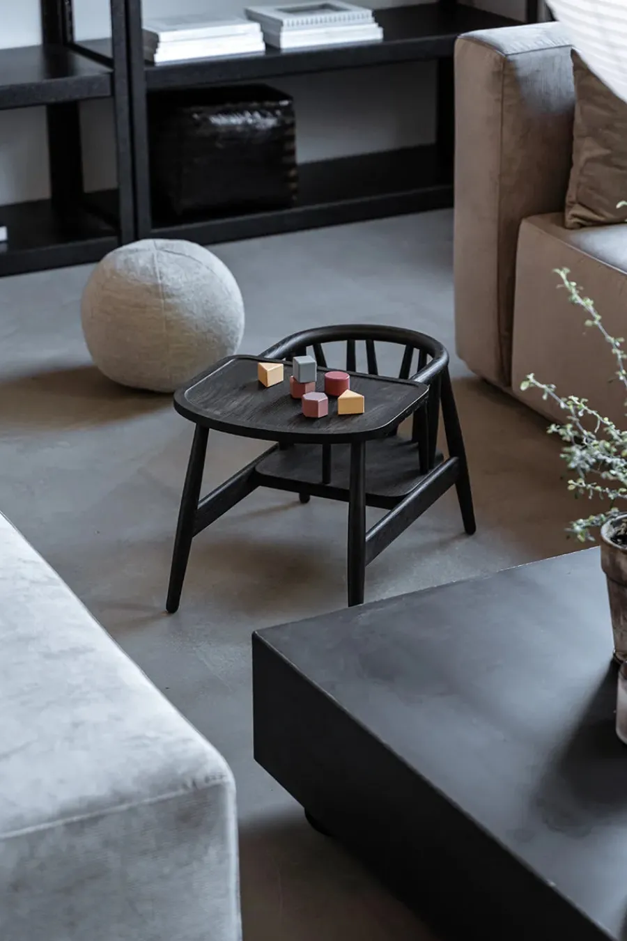 Smilla Toddler Stol, røget eg fra<Oaklings Outlet