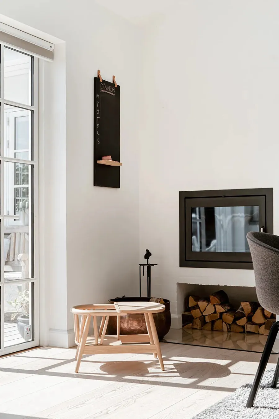 Smilla Toddler Stol, sortlakeret eg fra<Oaklings New