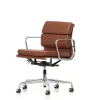 Soft Pad Chair EA 217 Kontorstol, cognac læder/krom stel fra<Vitra Outlet
