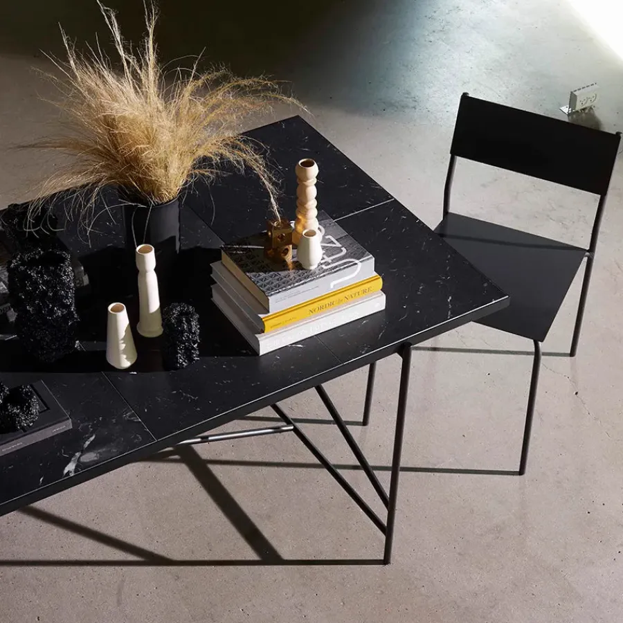 Spisebord 230, sort marmor fra HANDVÄRK<Handvärk Outlet