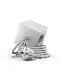 Square 1 Stikdåse med USB-C, stockholm black fra<Avolt Outlet