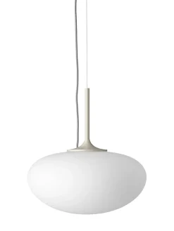 Stemlite Pendel fra<GUBI Best