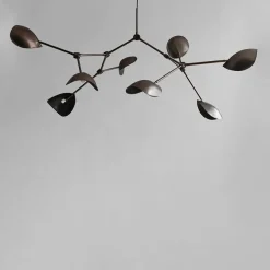 Stingray Chandelier, grande bronze fra<101 Copenhagen