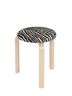 Stool 60, honey stained birk fra<Artek Clearance