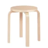 Stool E60, lakeret birk fra<Artek Clearance