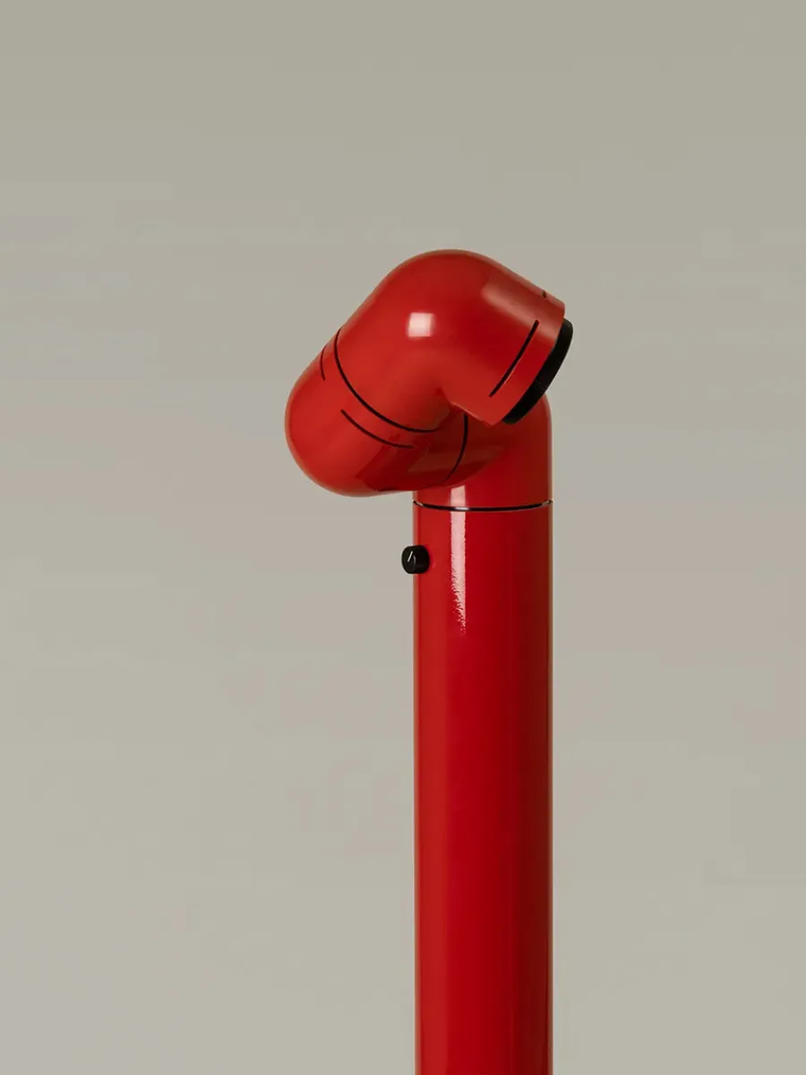 Tatu Alta Gulvlampe, pure red fra Santa and Cole<Santa & Cole Discount