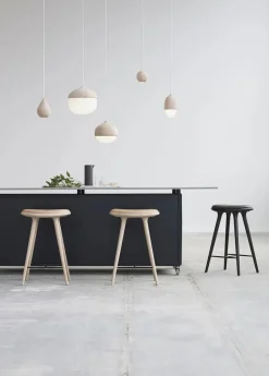 Terho pendel medium, sort fra<Mater Online