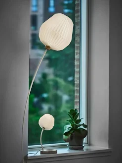 The Bouquet Bordlampe fra<Le Klint Online