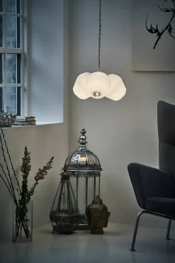 The Bouquet Pendel, medium fra<Le Klint Discount