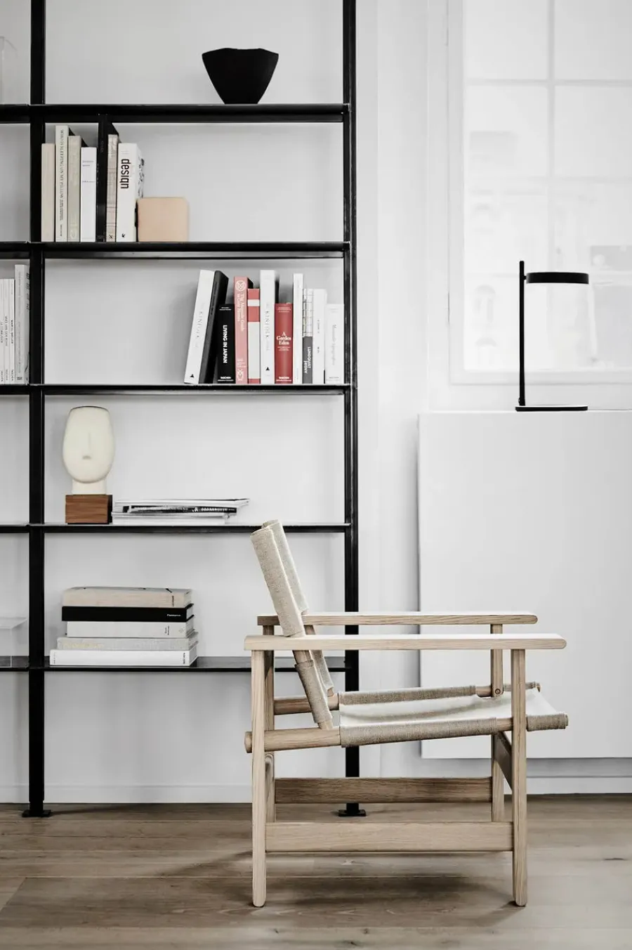 The Canvas Chair, sæbebehandlet eg natur canvas af Børge Mogensen<Fredericia Furniture Online