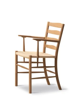 The Klint Armchair, sortlakeret eg fra<Fredericia Furniture Discount