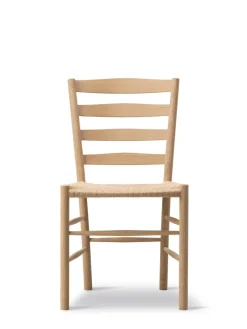 The Klint Chair, sortlakeret eg fra<Fredericia Furniture Clearance