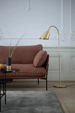 The Moor Rug AP8 300x300 fra<&Tradition Hot