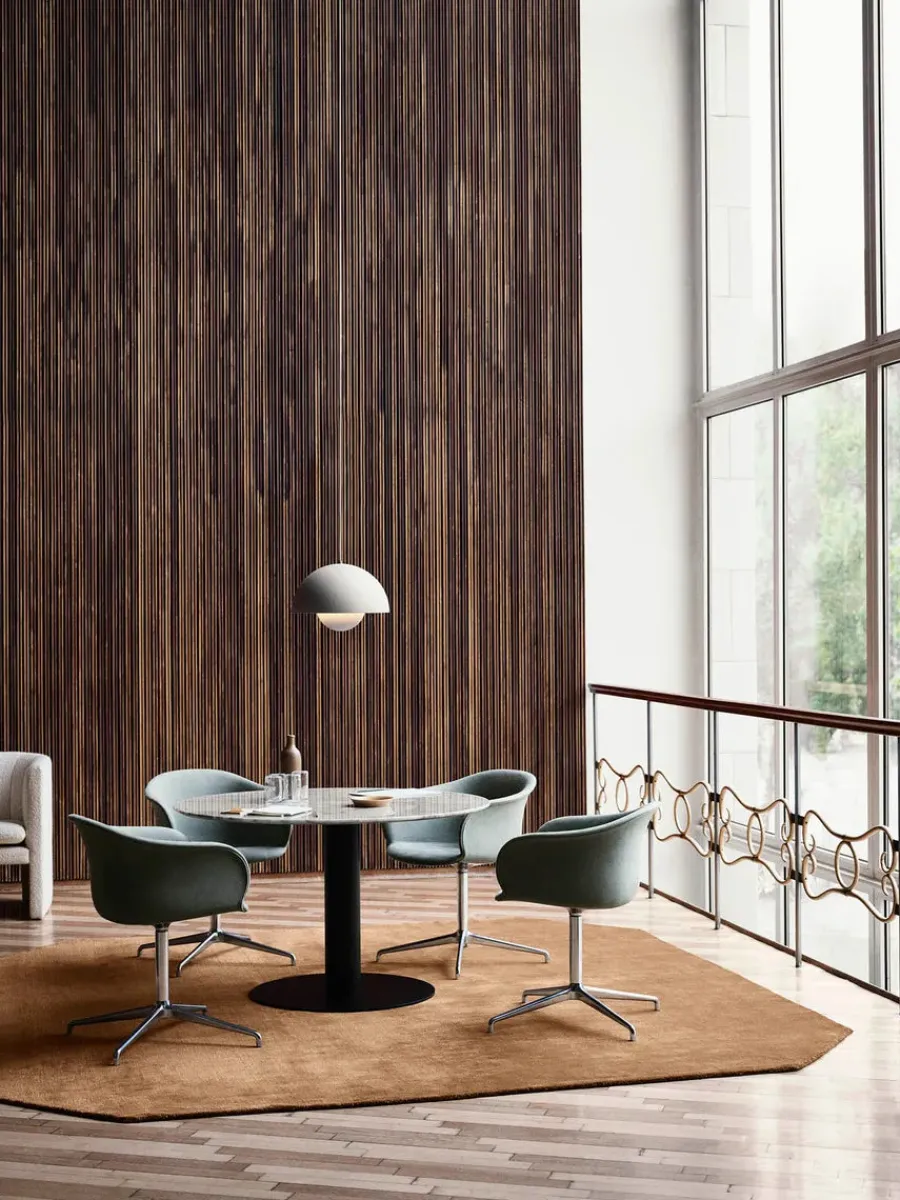 The Moor Rug AP8 300x300 fra<&Tradition Hot