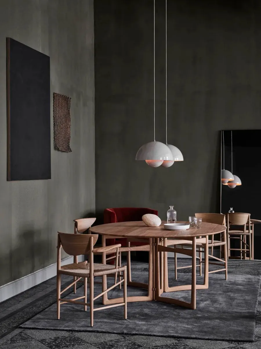 The Moor Rug AP7 200x300 fra<&Tradition Online